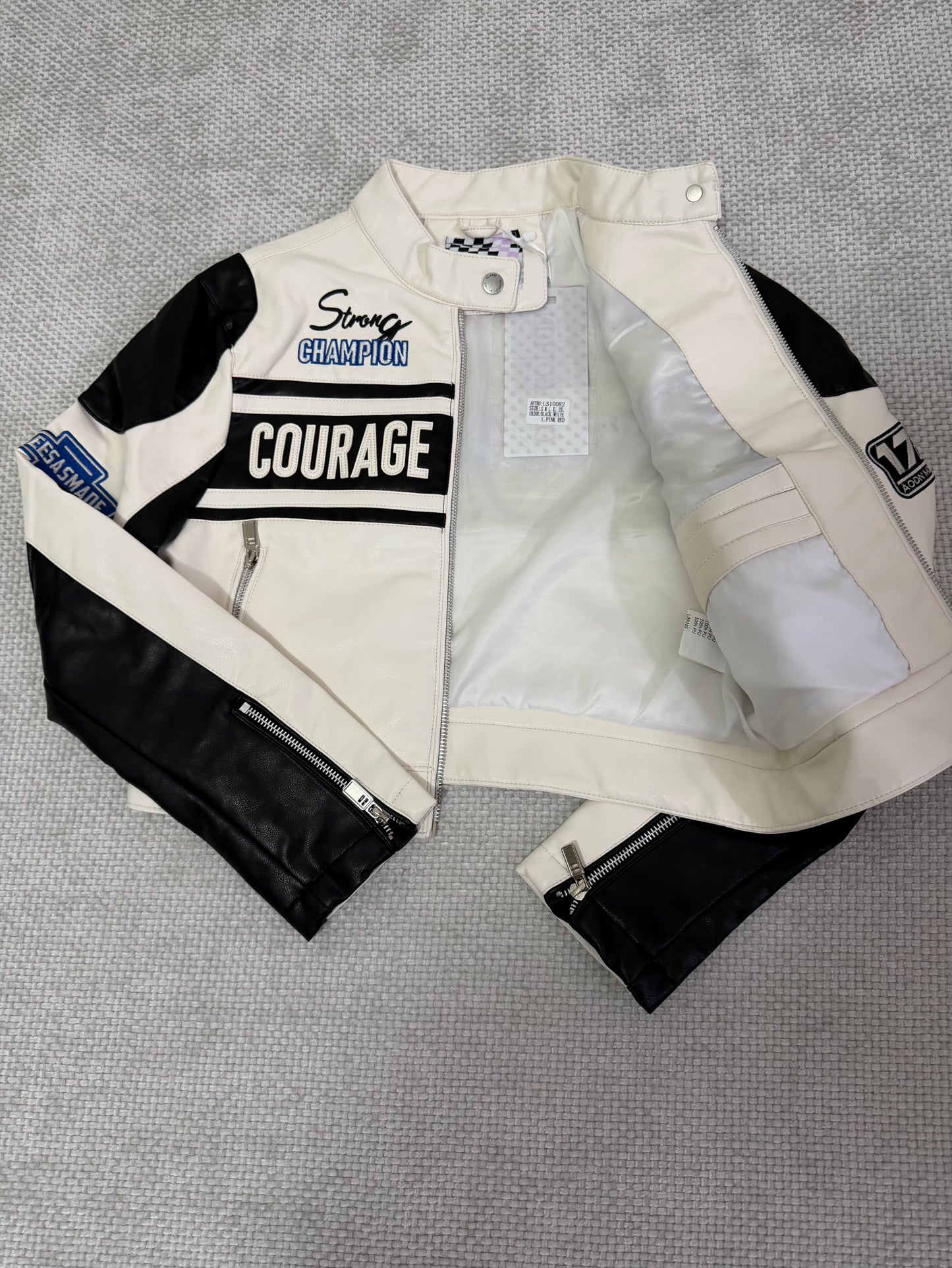 CASACA MUJER CROP ESTILO RACING BLANCO