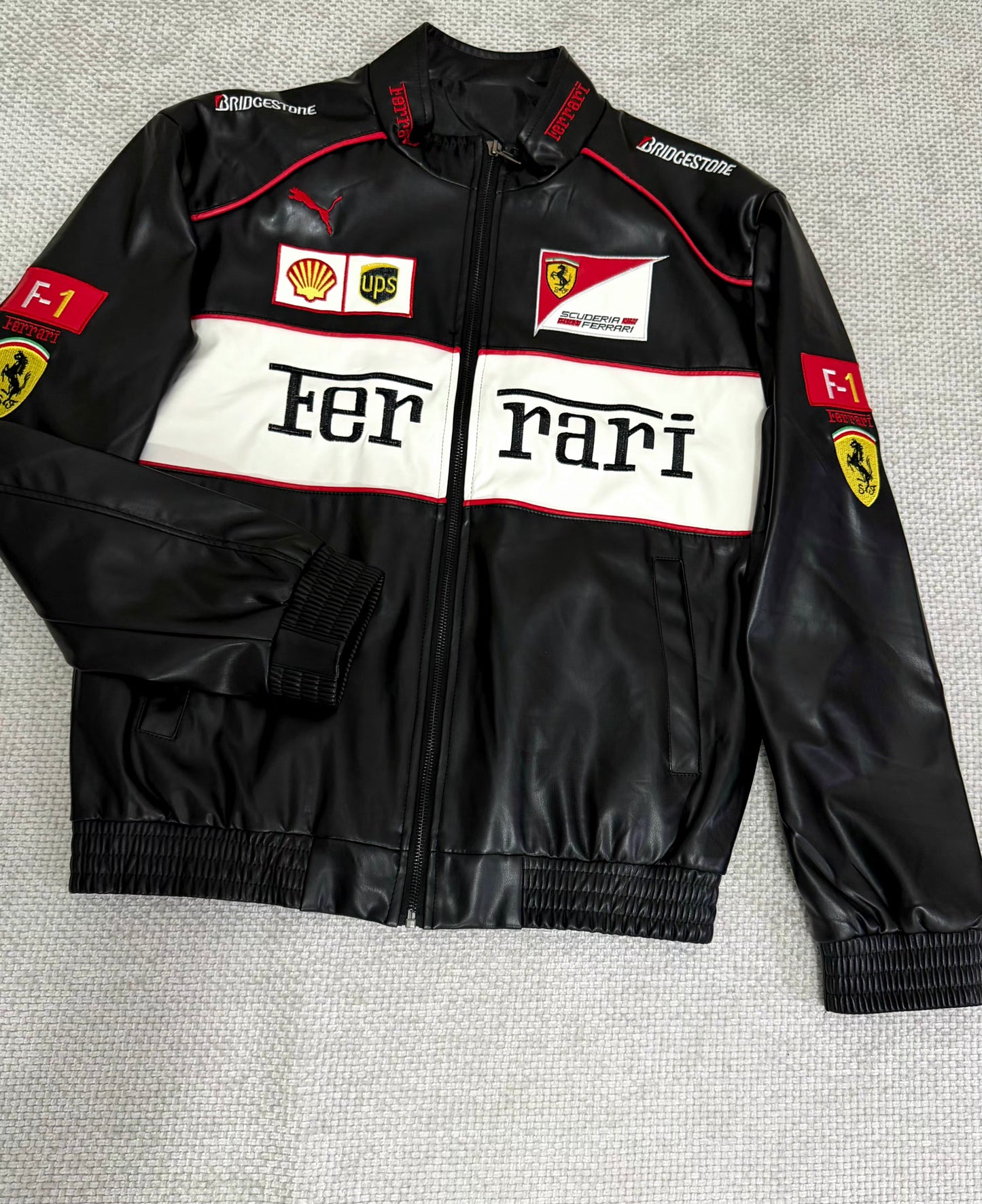 CASACA HOMBRE FERRARI CLASICO N/B