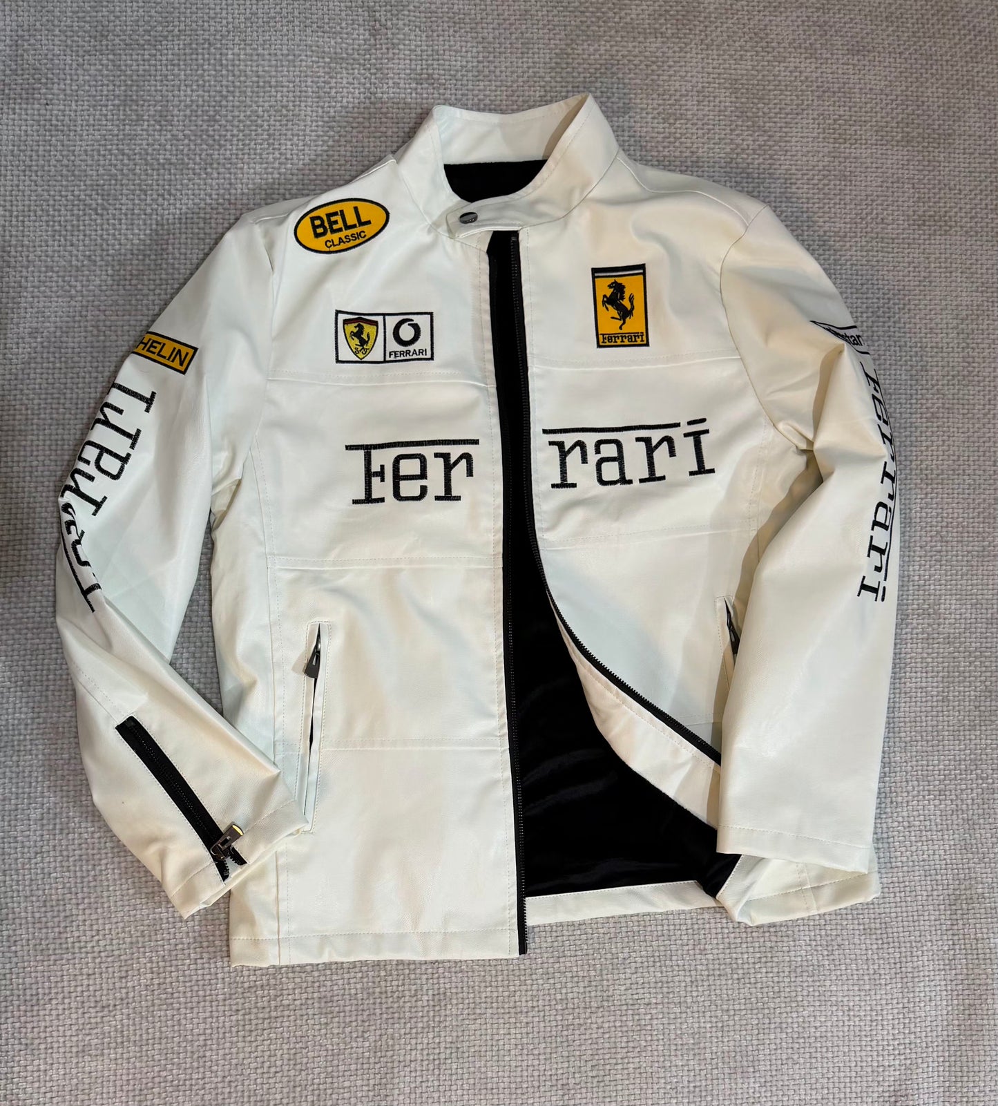 CASACA HOMBRE FERRARI HUESO