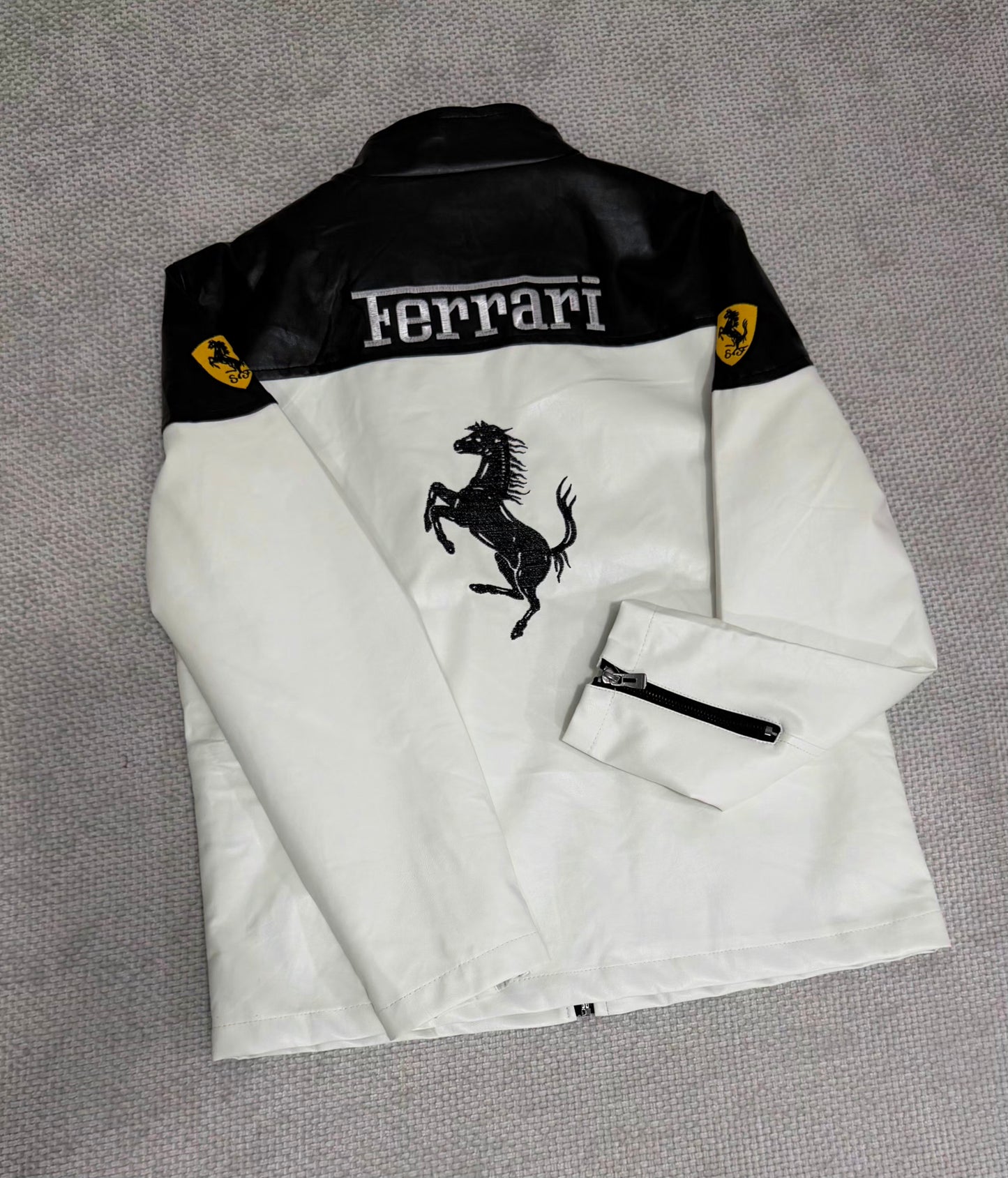 CASACA HOMBRE FERRARI MICHELIN N/B