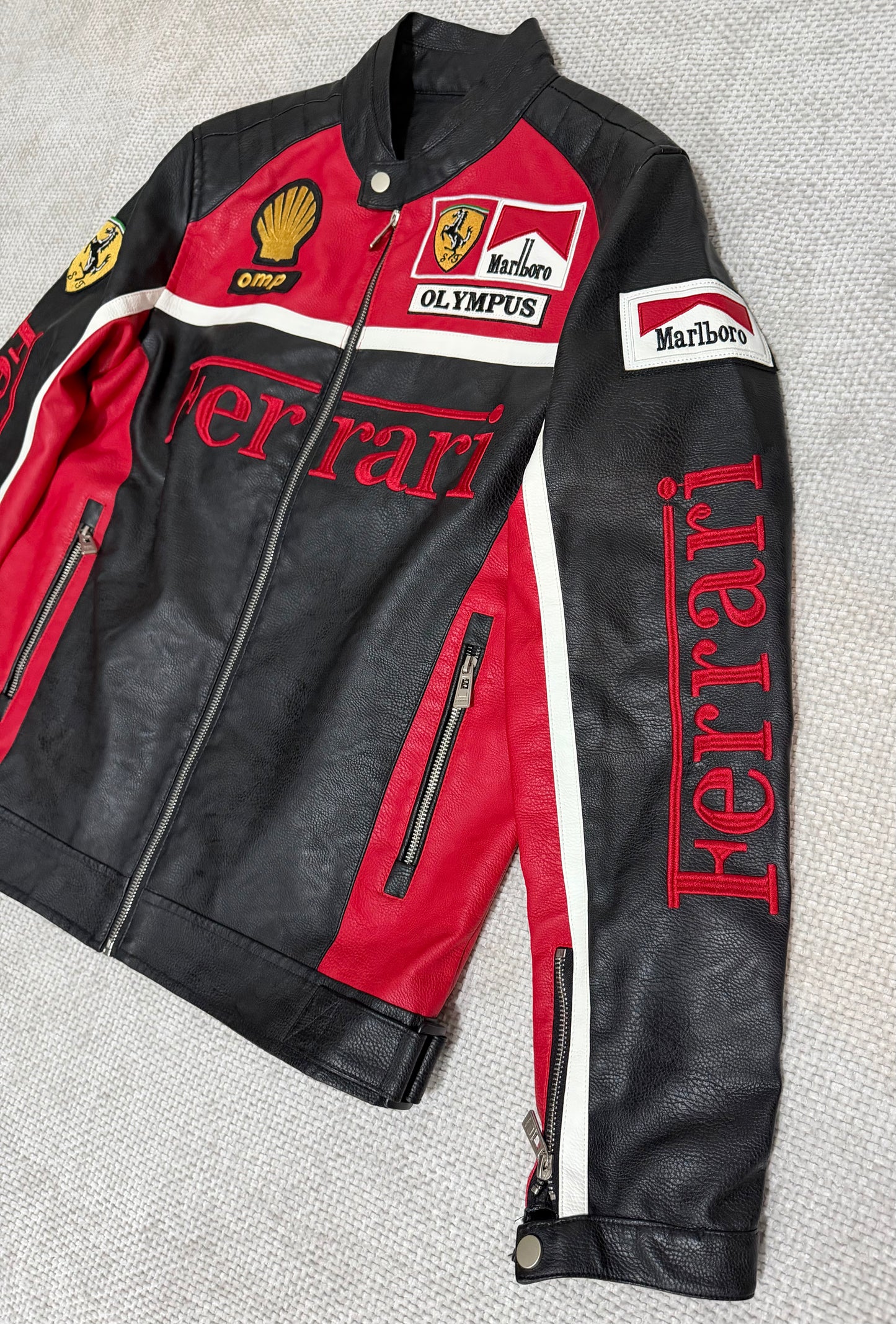 CASACA HOMBRE FERRARI MARLBORO OLYMPUS NEGRO PREMIUM